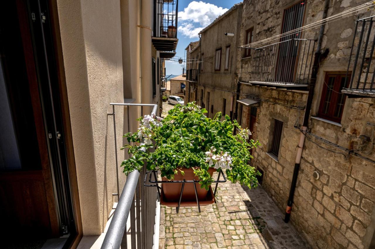 Apartment Via Venezia 32 House Petralia Sottana